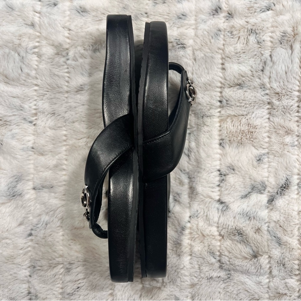 NWOB Snaffles Thong Horse Bit Sandals Sz-7 - Picture 5 of 8